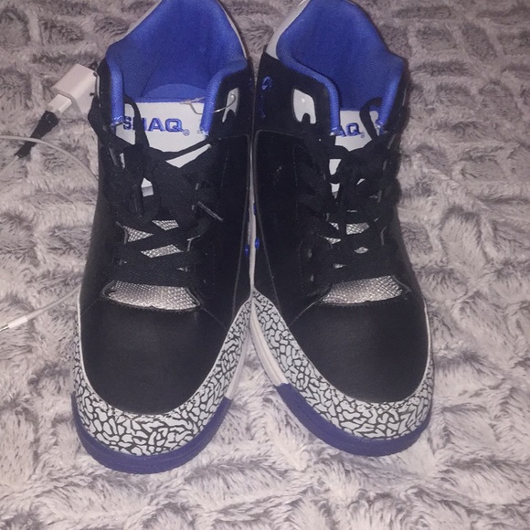 Shaq - Picture 2 of 2